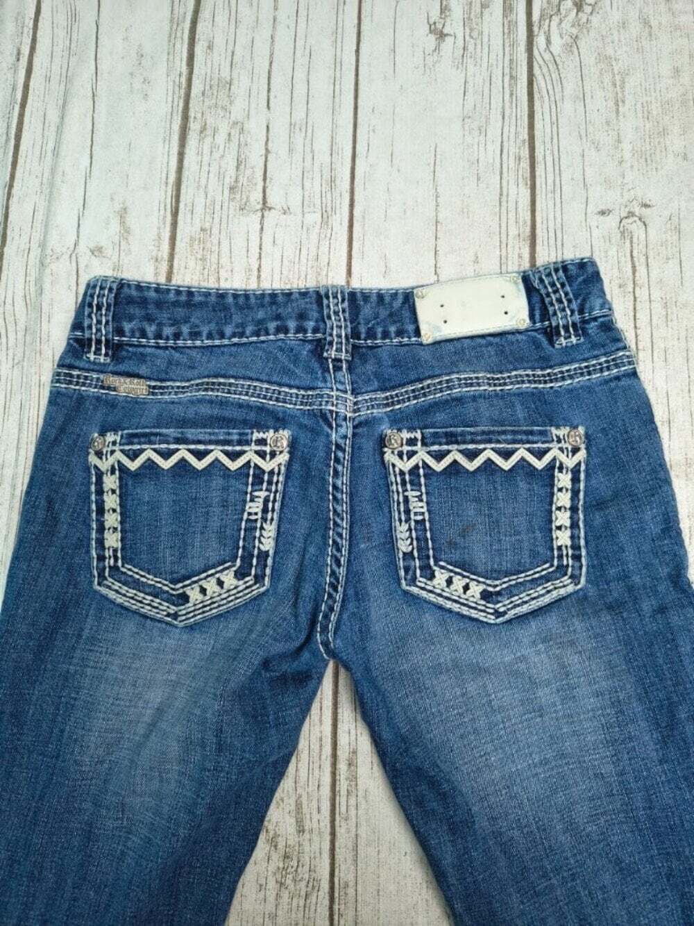 Rock and Roll Cowgirl Y2K Blue Jeans White Embroidered Pockets Ultra Low Rise 27